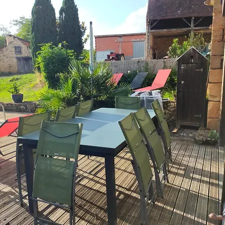 Le Roc Blanc Casa de Férias Veyrignac