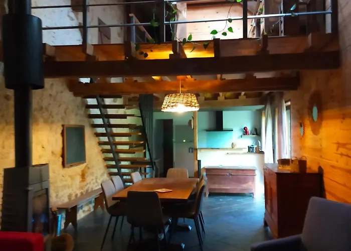 בית נופש Le Roc Blanc Veyrignac